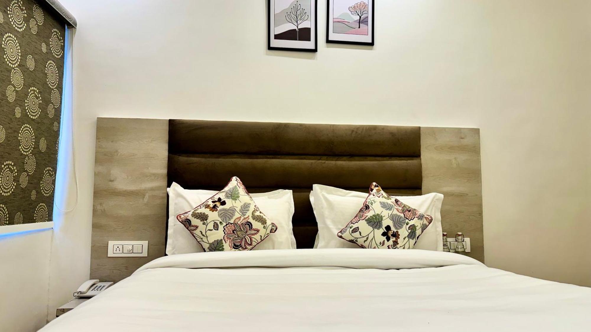 Wabi Sabi Stays - Pride Inn มัสซูรี ภายนอก รูปภาพ