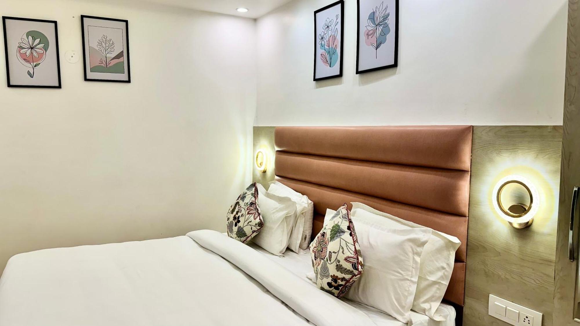 Wabi Sabi Stays - Pride Inn มัสซูรี ภายนอก รูปภาพ